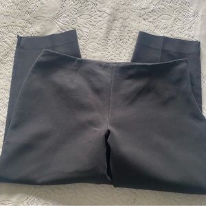 St John Collection Emma style capris pants EUC
